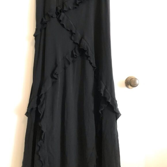Ellen Tracy Gorgeous Black Ruffle Maxi - Picture 4 of 5